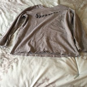 Nike boys long sleeve shirt